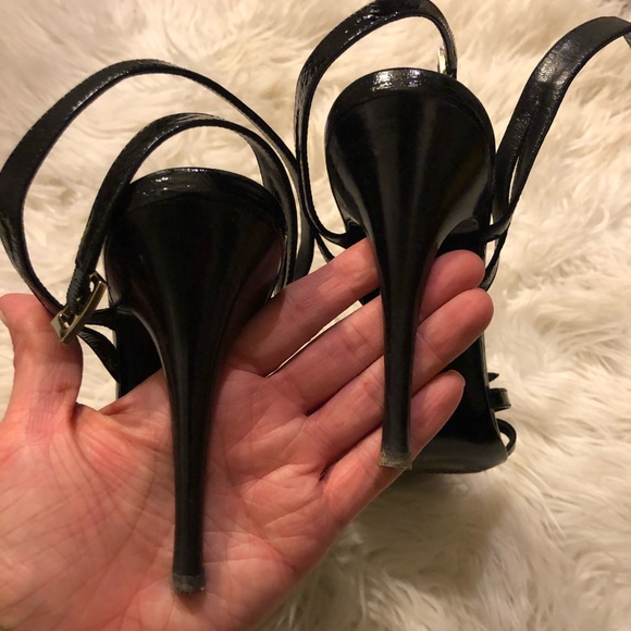 Fendi Black Flower Sandals - Picture 4 of 8